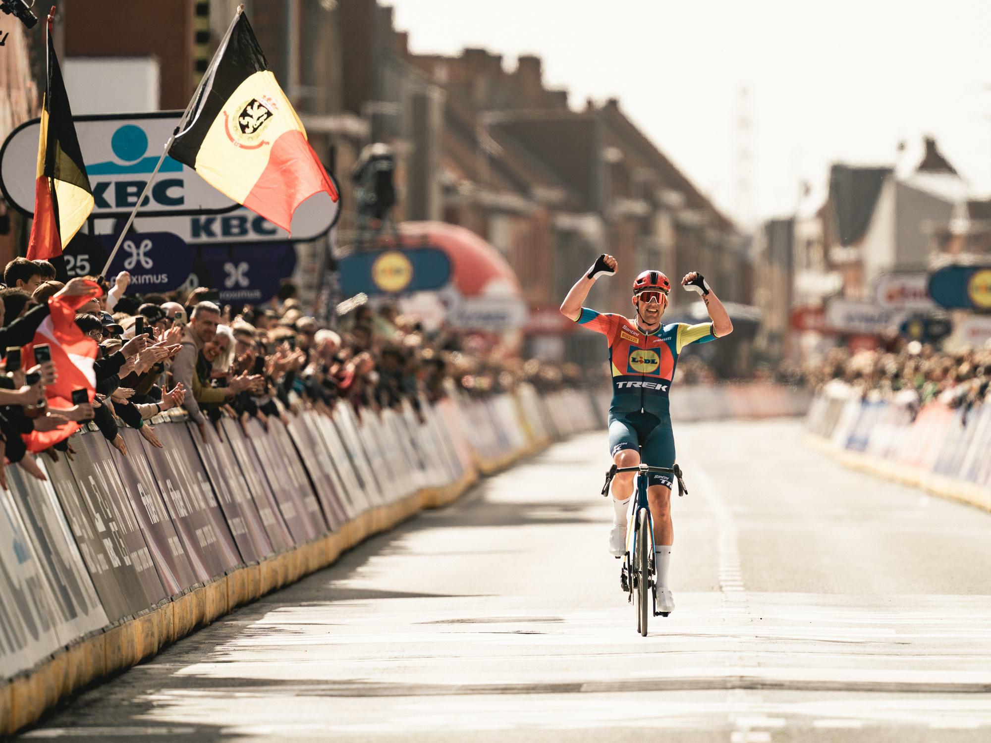 Pedersen mederecordhouder na sterke solo