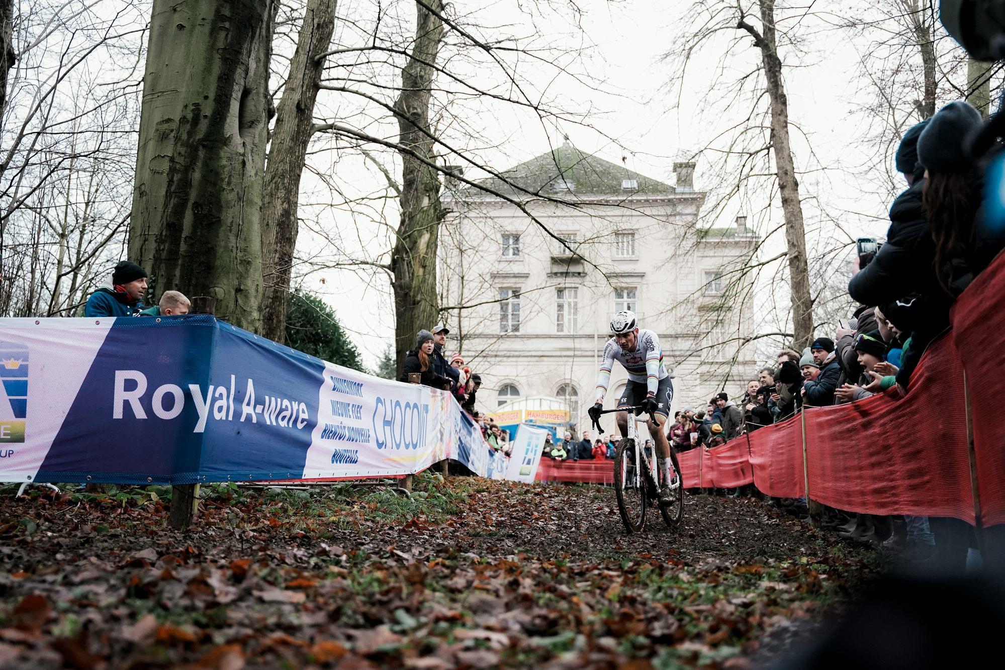 Royal A-ware prolonge son partenariat avec la Coupe du Monde Cyclo-cross UCI de deux ans